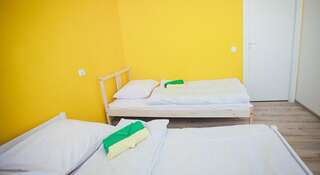 Гостиница Hostel For You Петрозаводск Двухместный номер с 1 кроватью или 2 отдельными кроватями + дополнительной кроватью-1