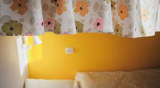 Гостиница Hostel For You Петрозаводск Односпальная кровать в общем номере для мужчин и женщин-3